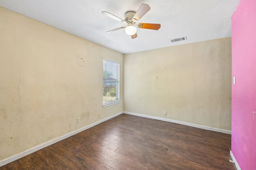 3455 W Boyce Avenue Fort Worth, TX 76133