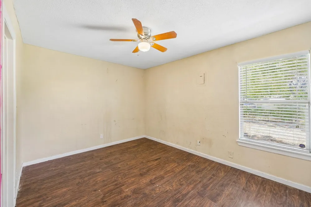 3455 W Boyce Avenue Fort Worth, TX 76133