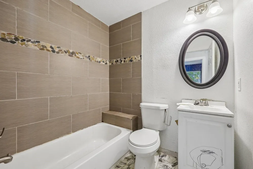 3455 W Boyce Avenue Fort Worth, TX 76133