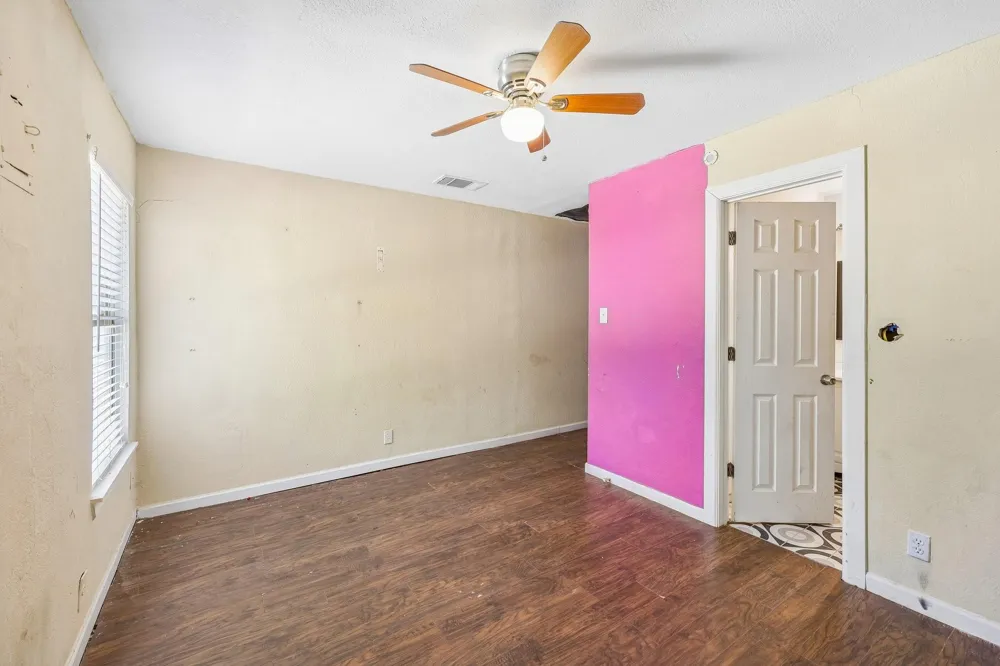 3455 W Boyce Avenue Fort Worth, TX 76133