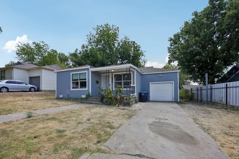 3455 W Boyce Avenue Fort Worth, TX 76133