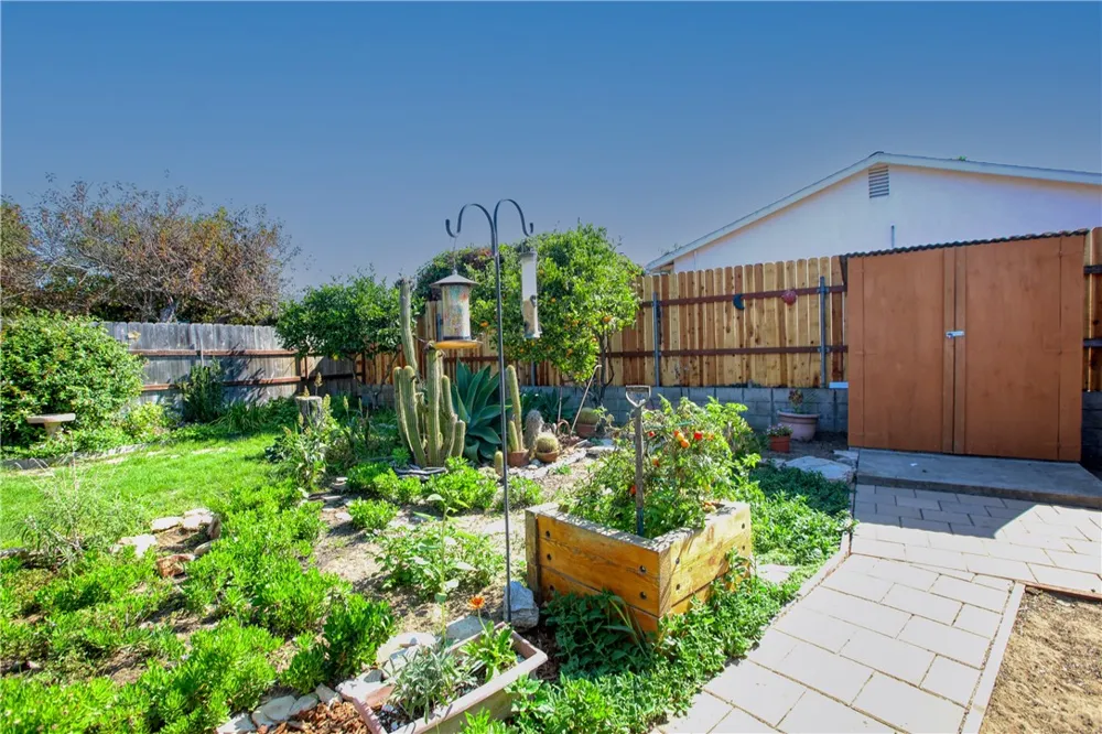 1327 17th Oceano, CA 93445