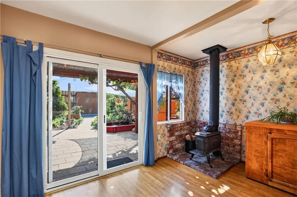 1327 17th Oceano, CA 93445