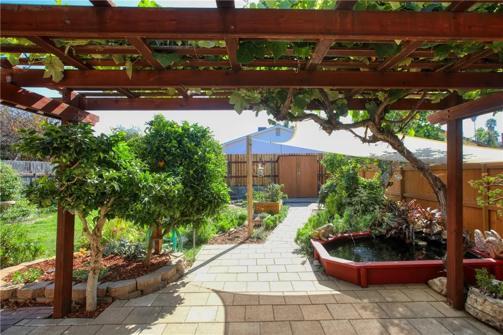 1327 17th Oceano, CA 93445
