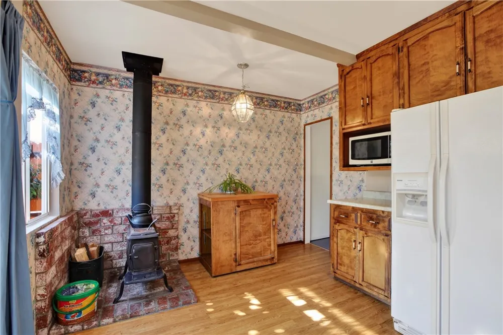 1327 17th Oceano, CA 93445