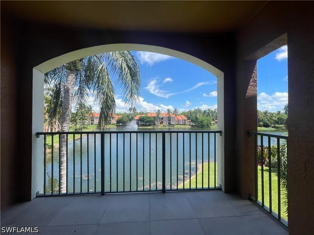 Wildwood Lakes Boulevard #306 Naples, FL 34104