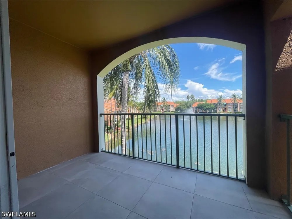 Wildwood Lakes Boulevard #306 Naples, FL 34104