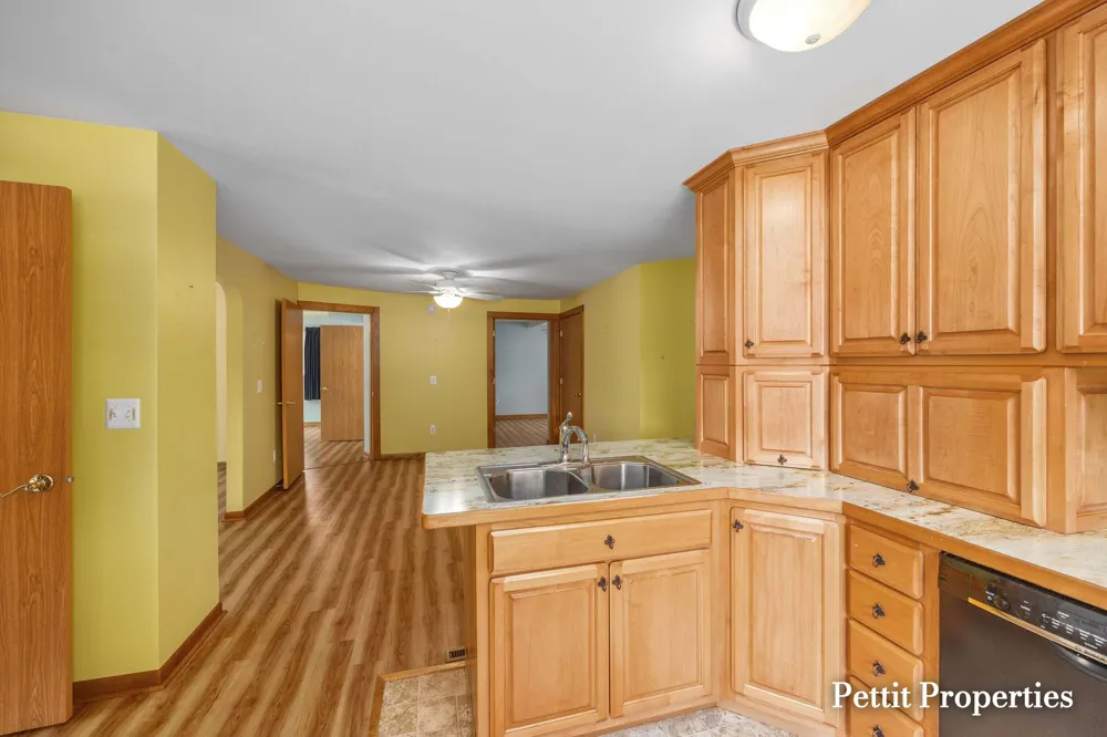 302 John Street Clare, MI 48617