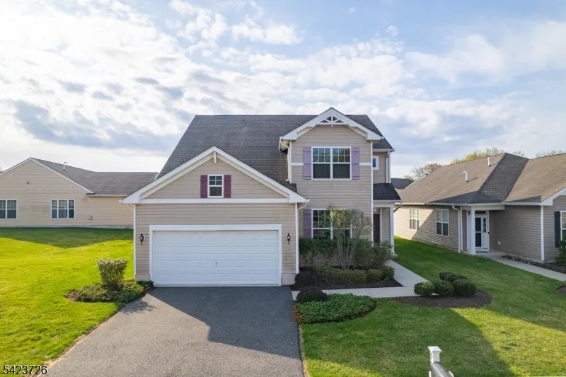 90 Schindler Ct Franklin, NJ 08873