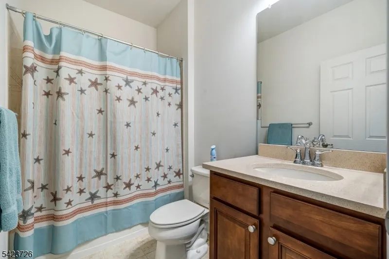 90 Schindler Ct Franklin, NJ 08873