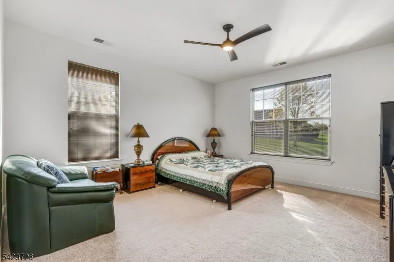 90 Schindler Ct Franklin, NJ 08873