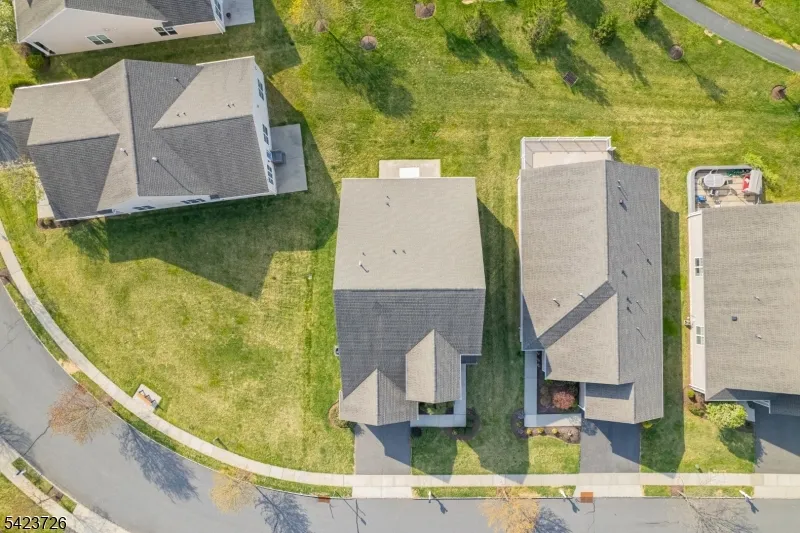 90 Schindler Ct Franklin, NJ 08873