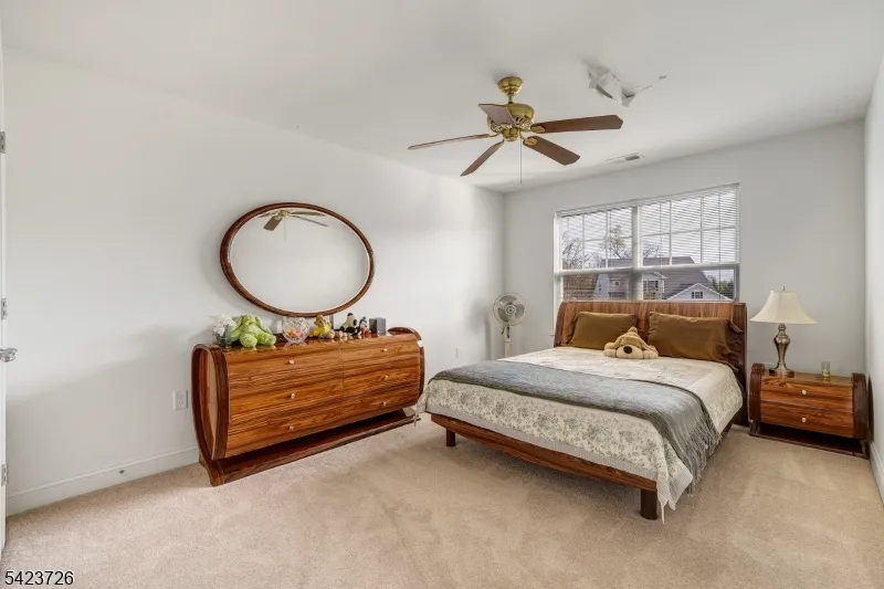 90 Schindler Ct Franklin, NJ 08873
