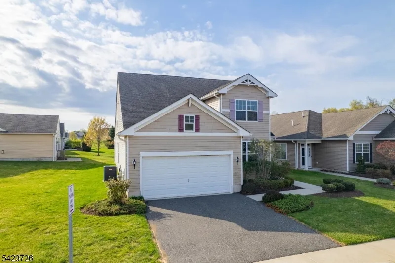 90 Schindler Ct Franklin, NJ 08873