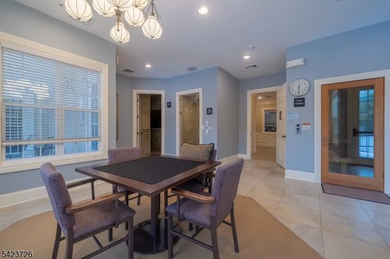 90 Schindler Ct Franklin, NJ 08873