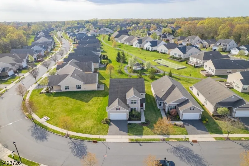90 Schindler Ct Franklin, NJ 08873
