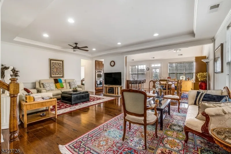 90 Schindler Ct Franklin, NJ 08873