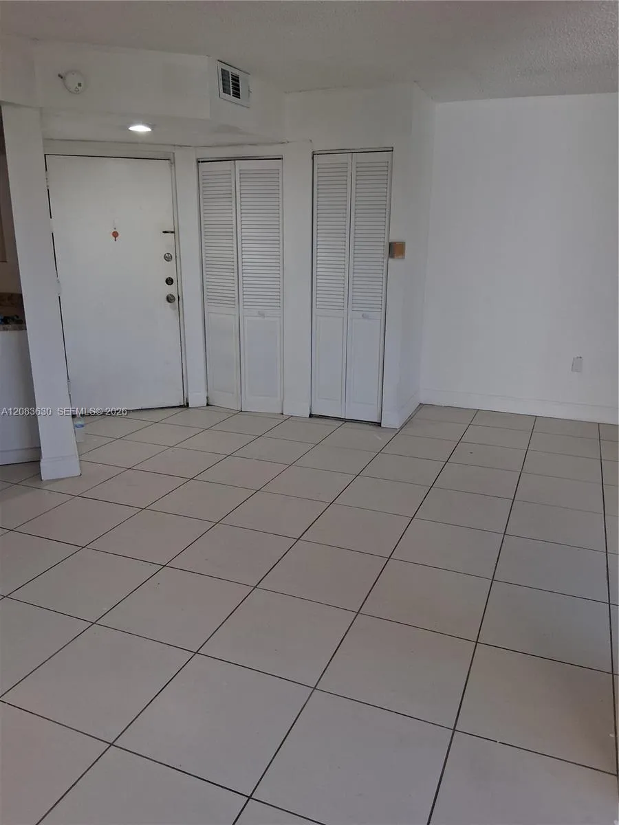8255 SW 152nd Av #E-403 Unincorporated Dade County, FL 33193