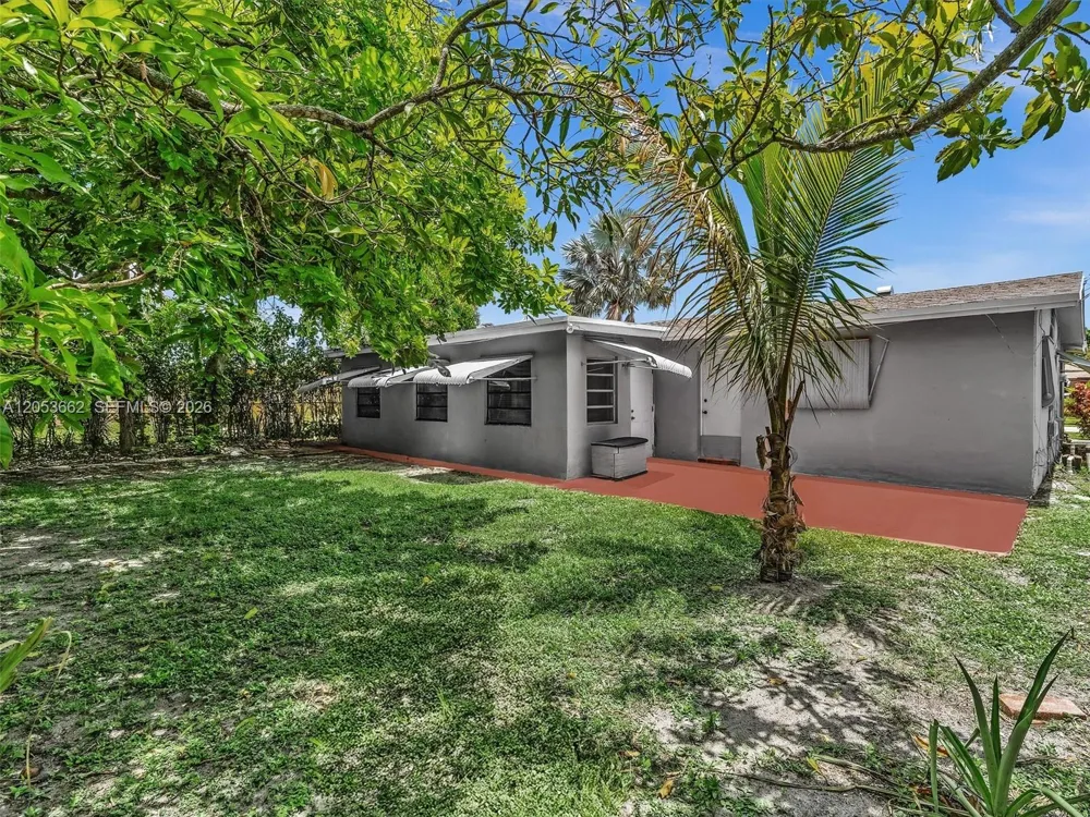 2671 NW 44th Terrace Lauderhill, FL 33313