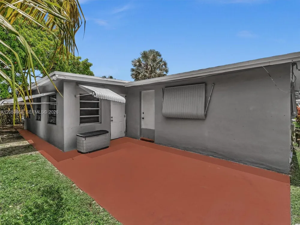 2671 NW 44th Terrace Lauderhill, FL 33313