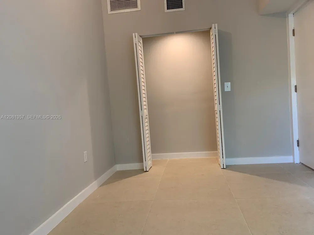 821 SW 29th Ct Miami, FL 33135