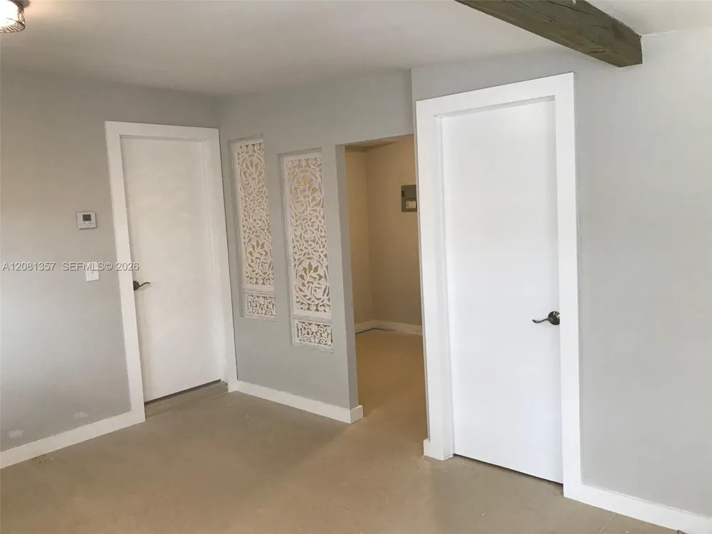 821 SW 29th Ct Miami, FL 33135