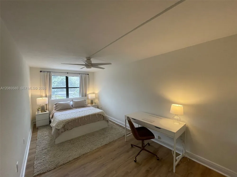 9765 SW 93rd Ter #9765 Miami, FL 33176