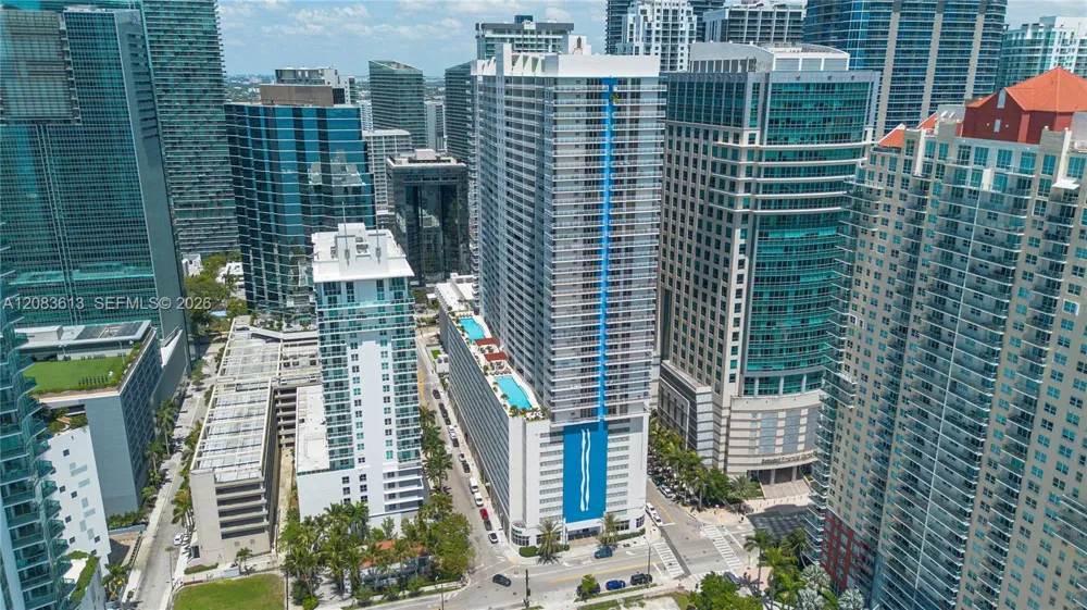 1200 Brickell Bay Dr #4121 Miami, FL 33131