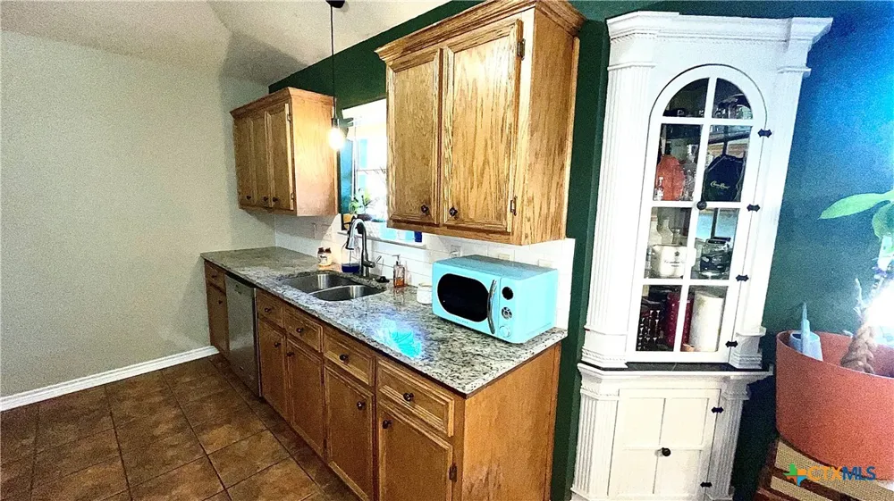 32 Tanyard Road Morgans Point Resort, TX 76513