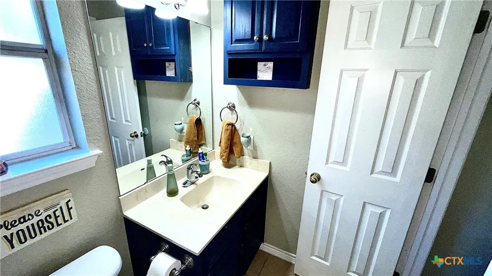 32 Tanyard Road Morgans Point Resort, TX 76513
