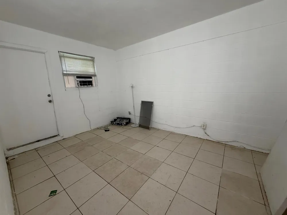 711 NW 4TH AVENUE #2 Fort Lauderdale, FL 33311