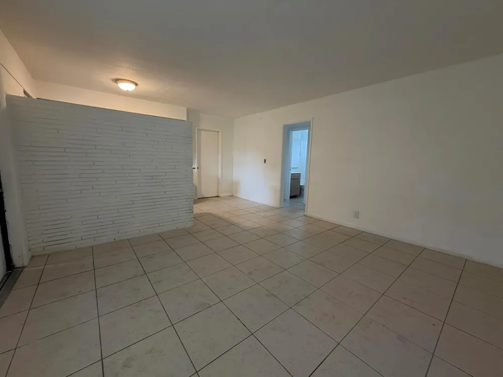 711 NW 4TH AVENUE #2 Fort Lauderdale, FL 33311