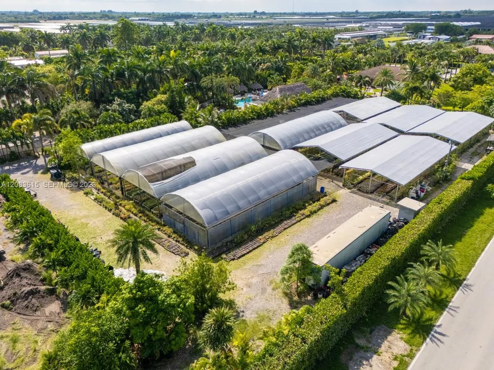 19381 SW 196th St Miami, FL 33187