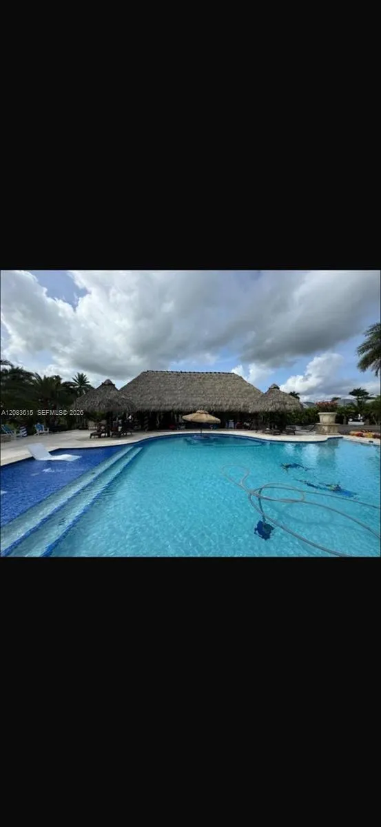 19381 SW 196th St Miami, FL 33187