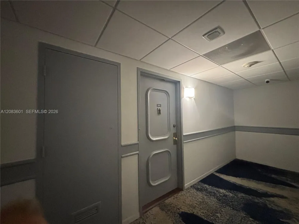 3800 Hillcrest Dr #1011 Hollywood, FL 33021