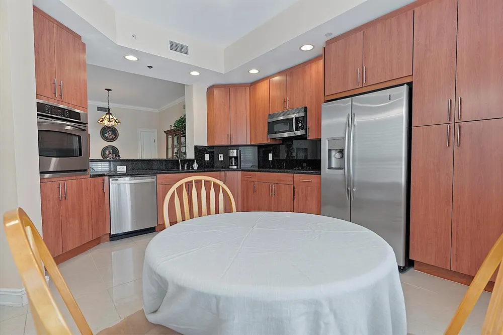 16100 EMERALD ESTATES DRIVE #397 Weston, FL 33331
