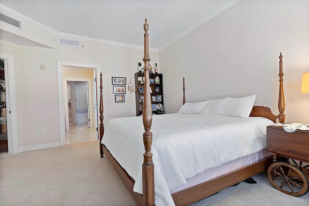 16100 EMERALD ESTATES DRIVE #397 Weston, FL 33331