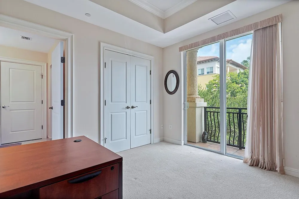 16100 EMERALD ESTATES DRIVE #397 Weston, FL 33331