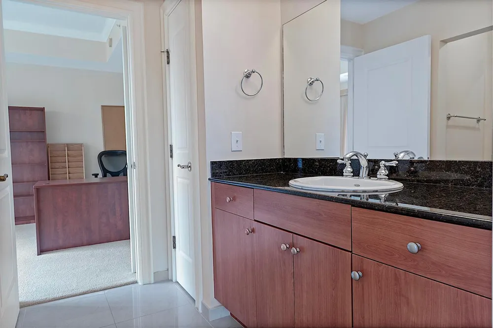 16100 EMERALD ESTATES DRIVE #397 Weston, FL 33331