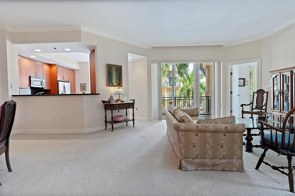 16100 EMERALD ESTATES DRIVE #397 Weston, FL 33331