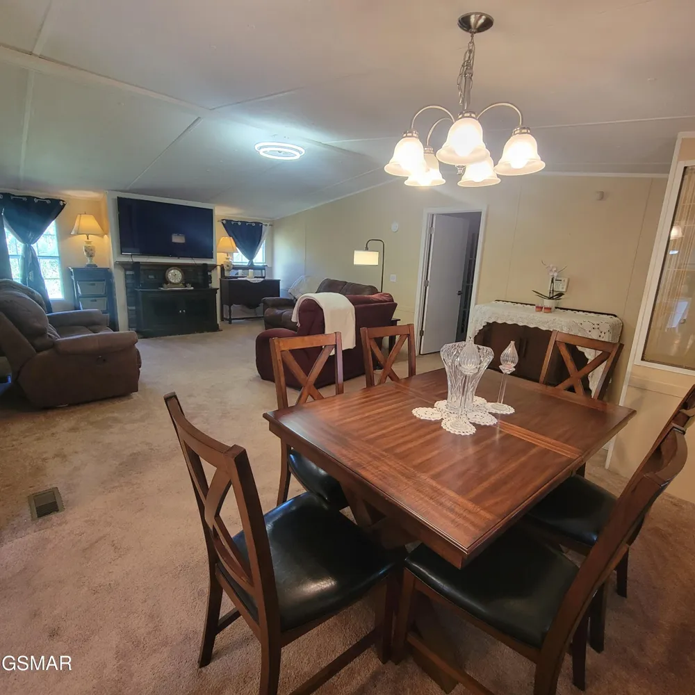 1177 Honey Bear Way Newport, TN 37821