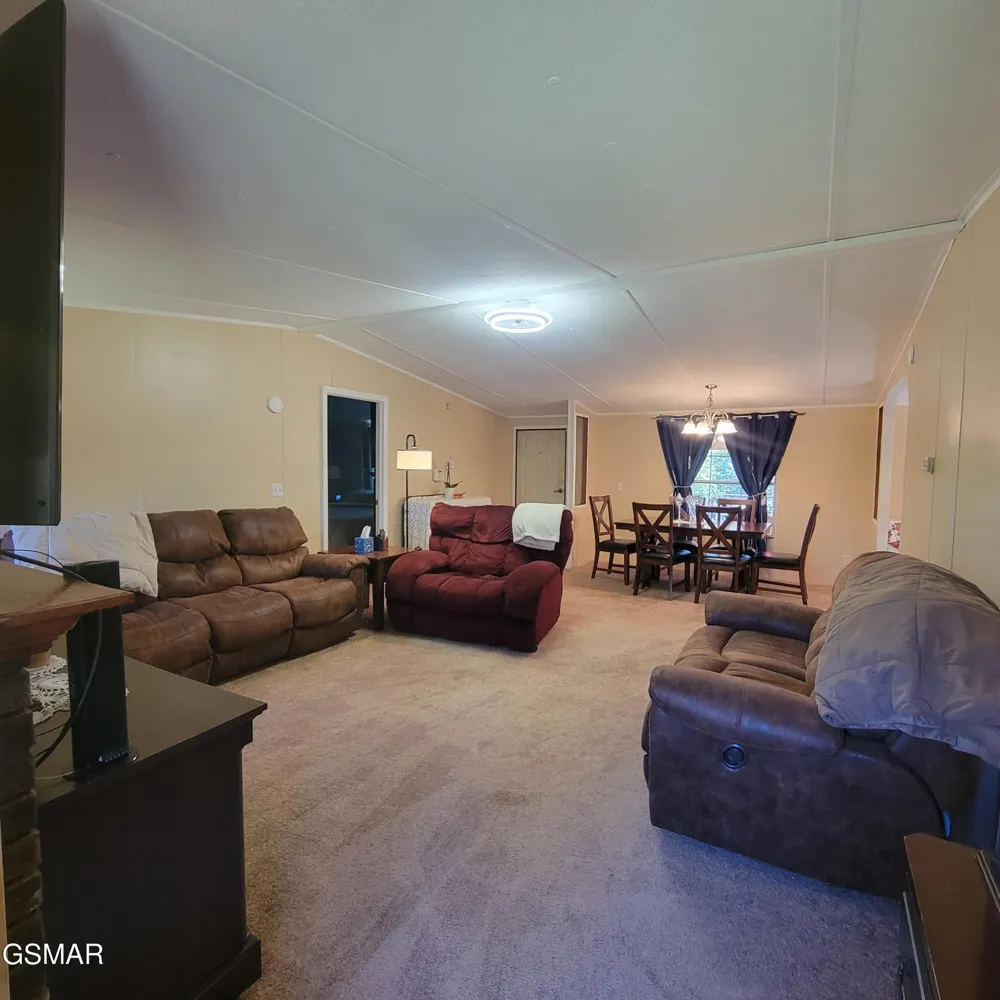 1177 Honey Bear Way Newport, TN 37821