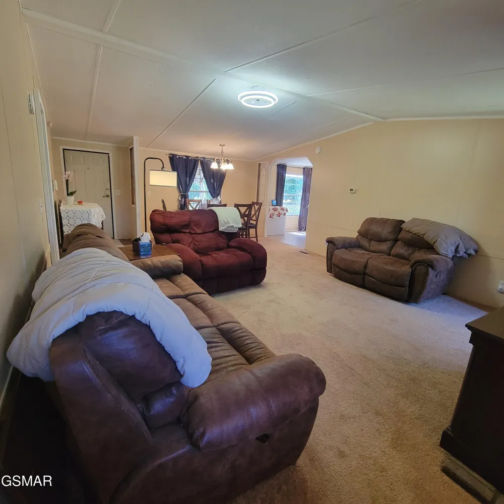 1177 Honey Bear Way Newport, TN 37821