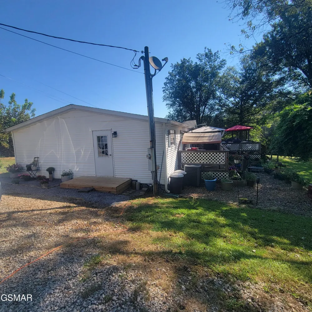1177 Honey Bear Way Newport, TN 37821