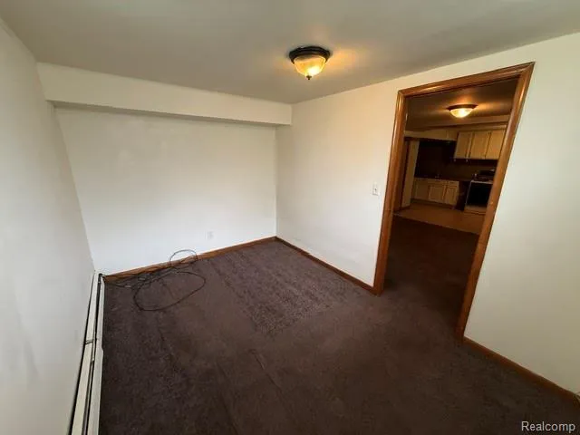 23271 WILLARD AVENUE #3 Warren City, MI 48089