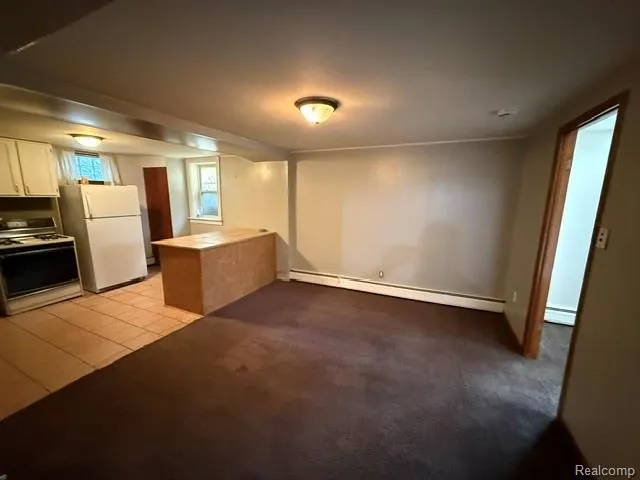 23271 WILLARD AVENUE #3 Warren City, MI 48089
