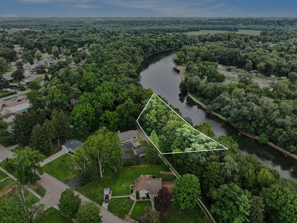 410 Bluff Street Berrien Springs Village, MI 49103