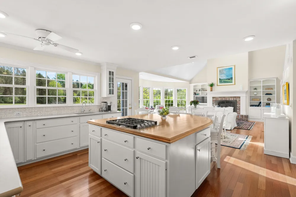 449 S Skyview Drive Oshtemo Charter Township, MI 49009