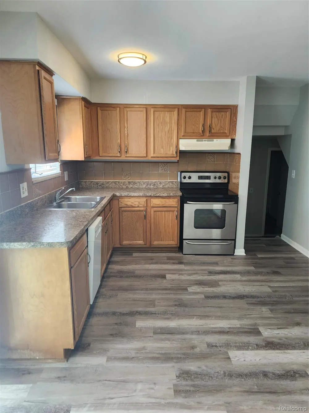 39443 Jefferson Avenue Harrison Charter Township, MI 48045