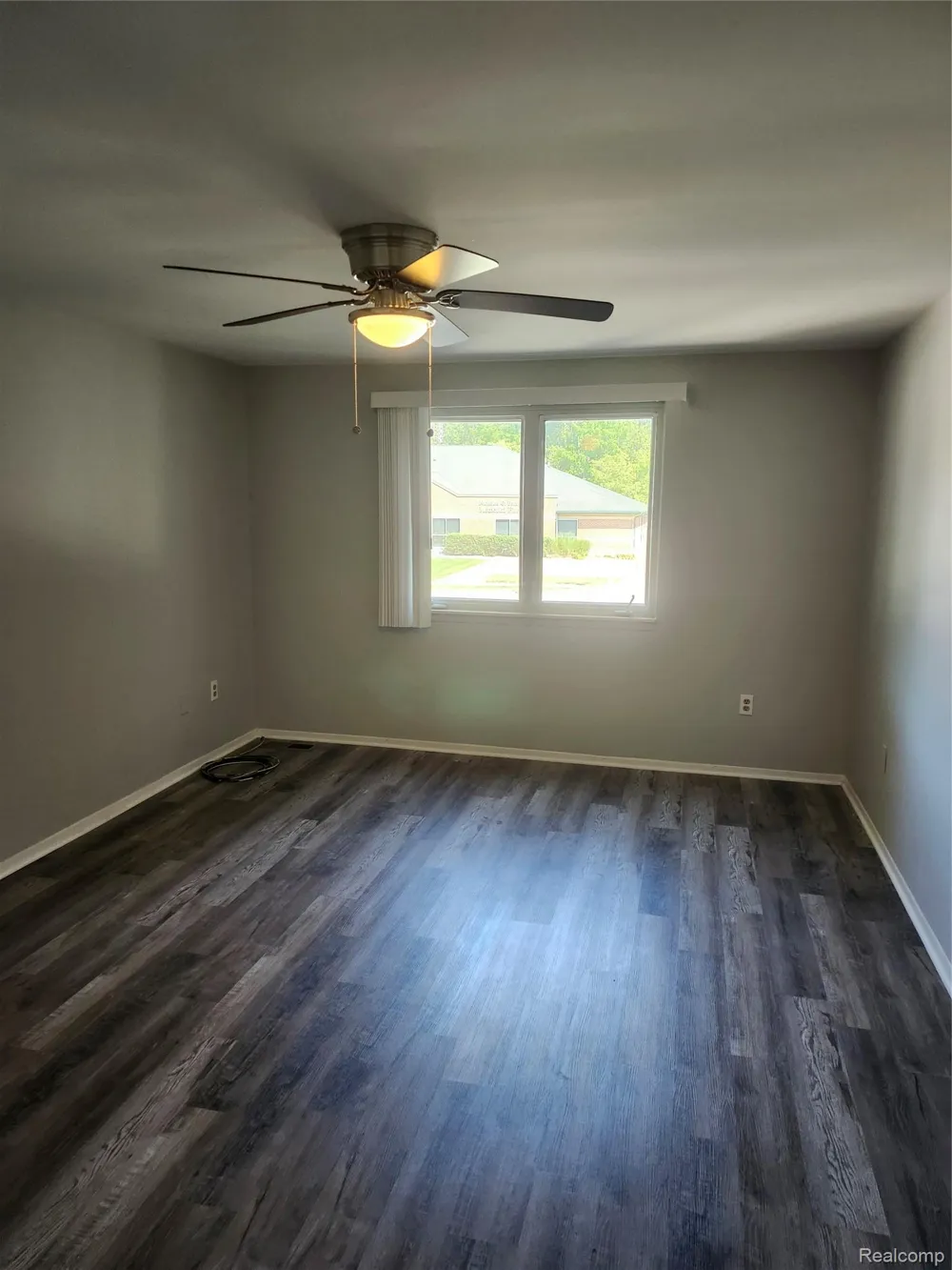 39443 Jefferson Avenue Harrison Charter Township, MI 48045
